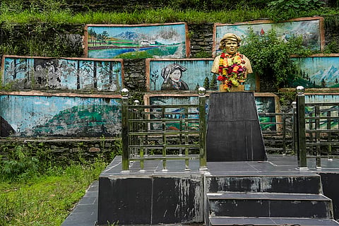 Gaura Devi statue